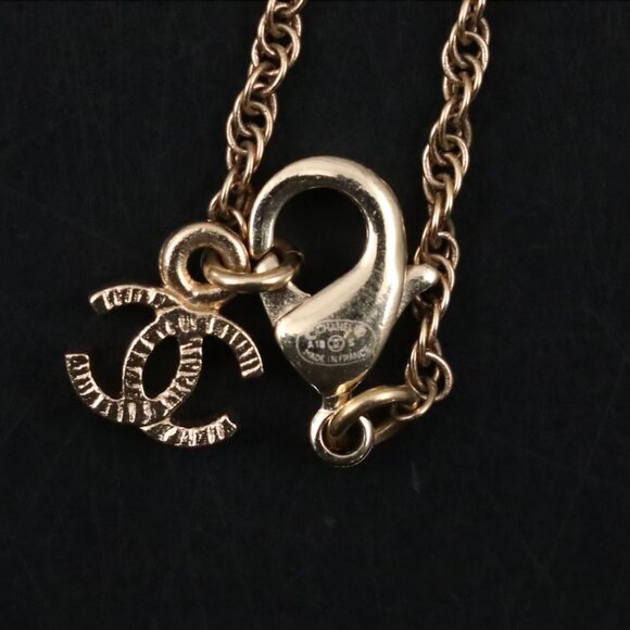 Chanel Strass & Faux Pearl CC Pendant Necklace - Picture 6 of 8